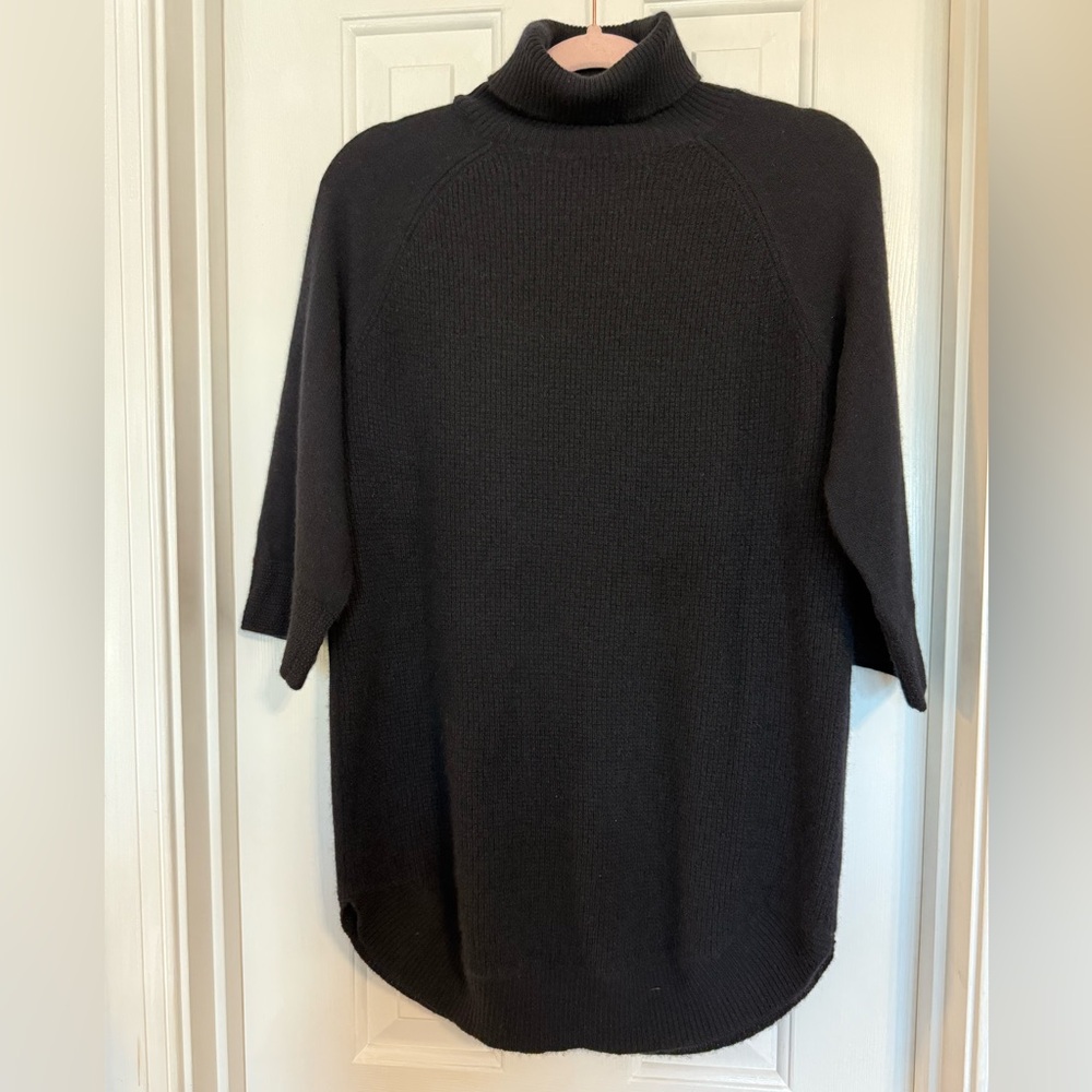 Soft by Naadam 100% Cashmere Waffle Stitch 3/4 Sleeves Turtleneck Cured Hem XS/S